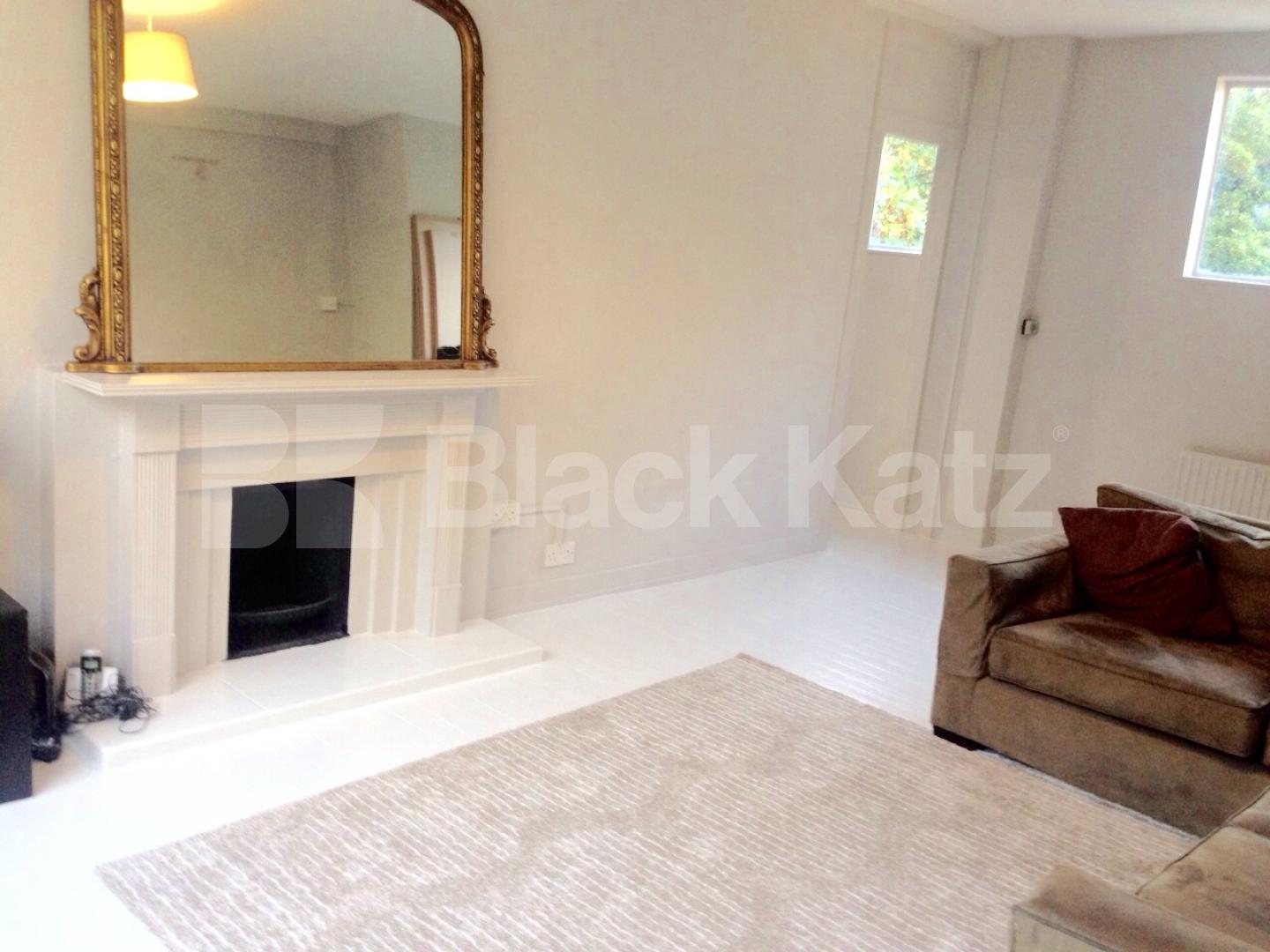 			NEW INSTRUCTION (INCLUDING COUNCIL TAX, WATER,BROADBAND), 2 Bedroom, 1 bath, 1 reception Apartment			 Thurleigh Court, Nightingale Lane, Clapham South 